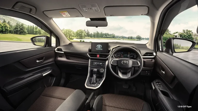 Interior (10)