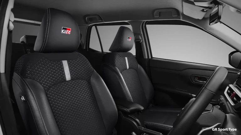 Interior (10)