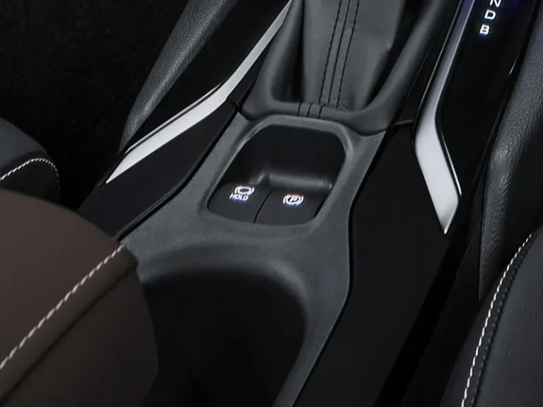 Interior (10)